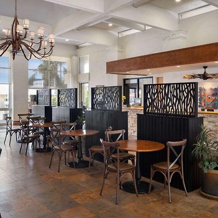 Ramada By Wyndham Tucson Ξενοδοχείο Εξωτερικό φωτογραφία