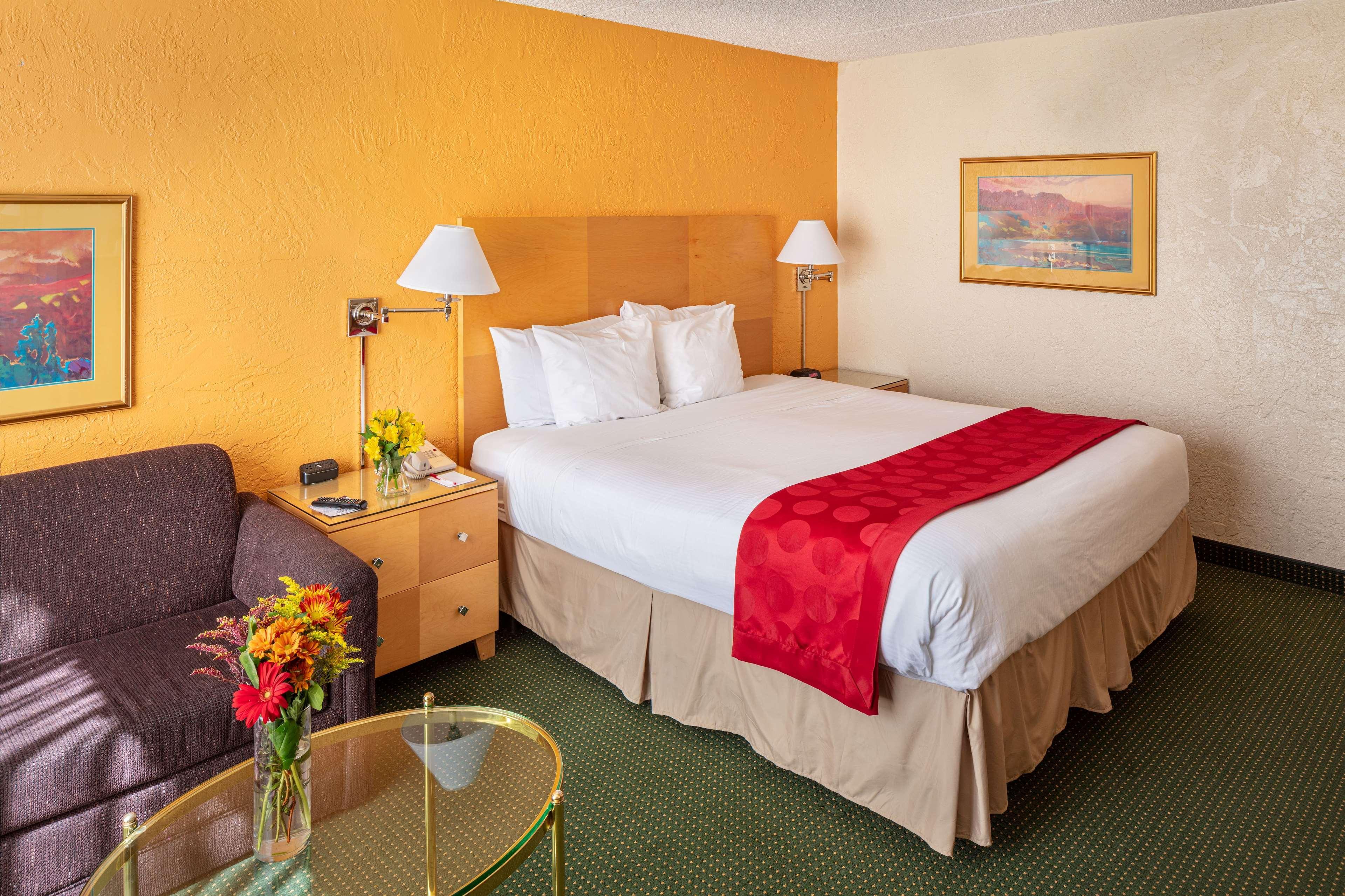 Ramada By Wyndham Tucson Ξενοδοχείο Εξωτερικό φωτογραφία