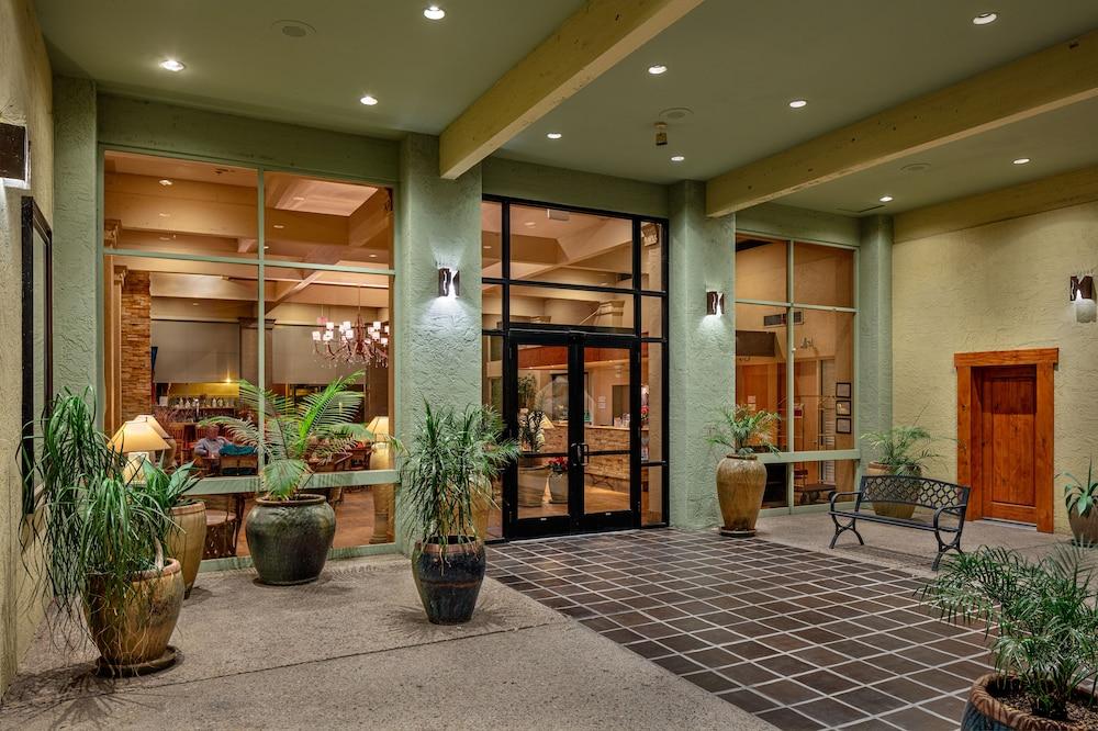Ramada By Wyndham Tucson Ξενοδοχείο Εξωτερικό φωτογραφία