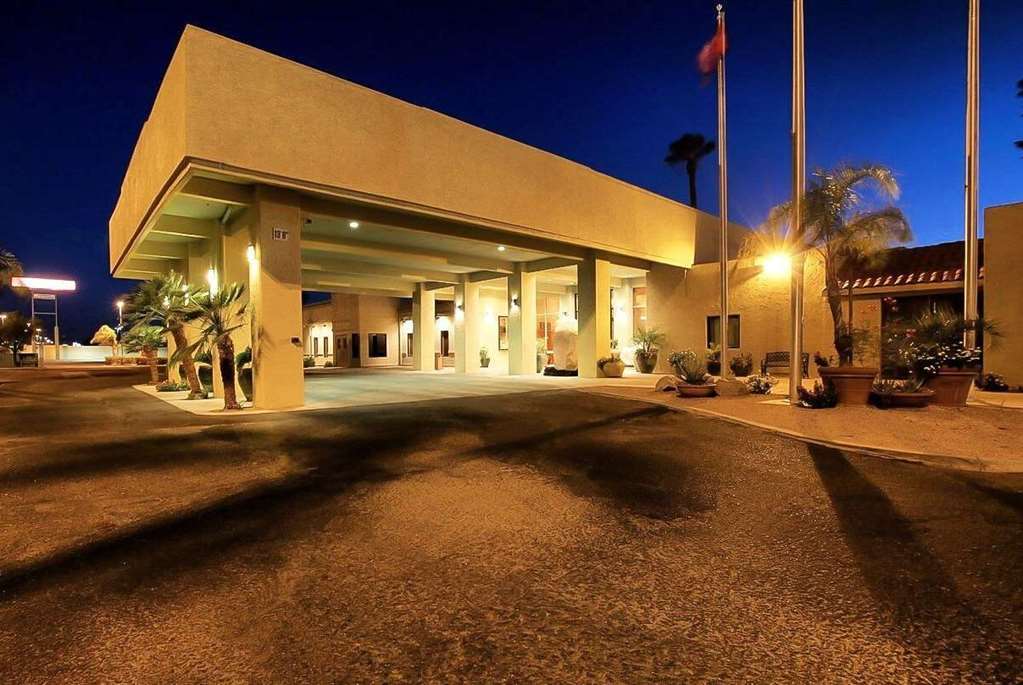 Ramada By Wyndham Tucson Ξενοδοχείο Εξωτερικό φωτογραφία