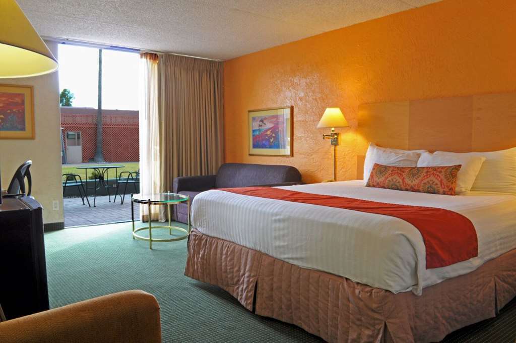 Ramada By Wyndham Tucson Ξενοδοχείο Εξωτερικό φωτογραφία