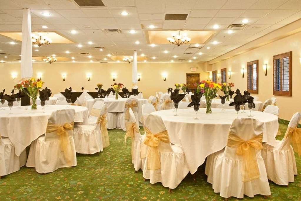 Ramada By Wyndham Tucson Ξενοδοχείο Εξωτερικό φωτογραφία